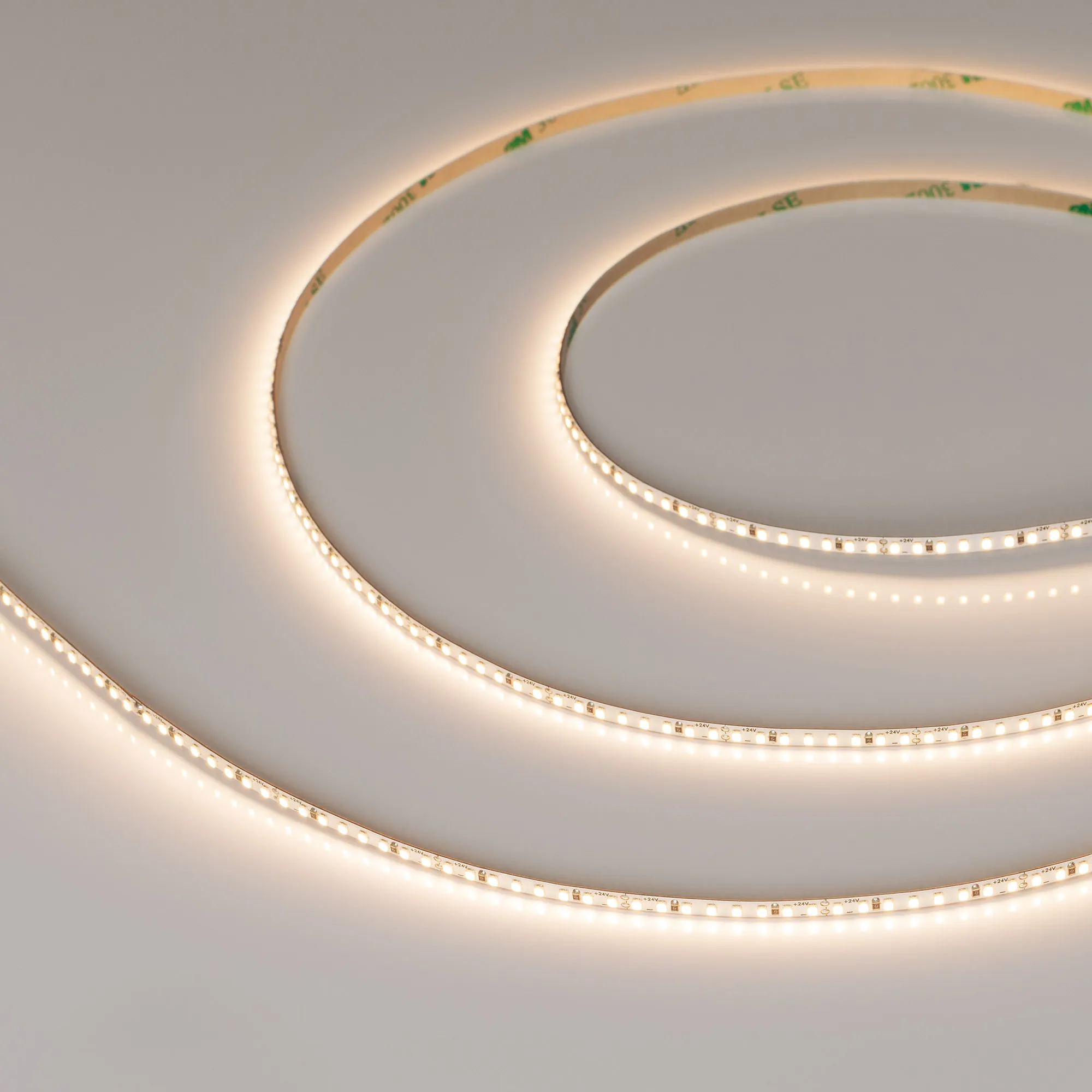 Лента светодиодная MICROLED-M240-4mm 24V Warm3000 (8 W/m, IP20, 2216, 5m) (Arlight, 130 лм/Вт)